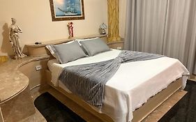 Belíssima Casa Stella Maris -Casa de Carrara3